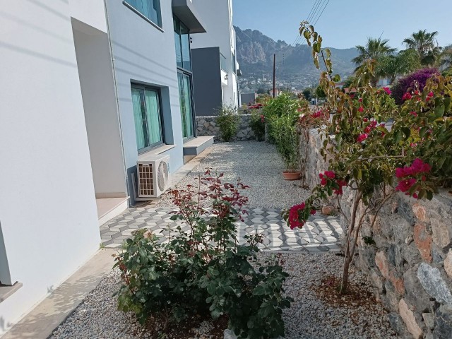 Beautiful 3 Bed Villa For Rent In Karsıyaka