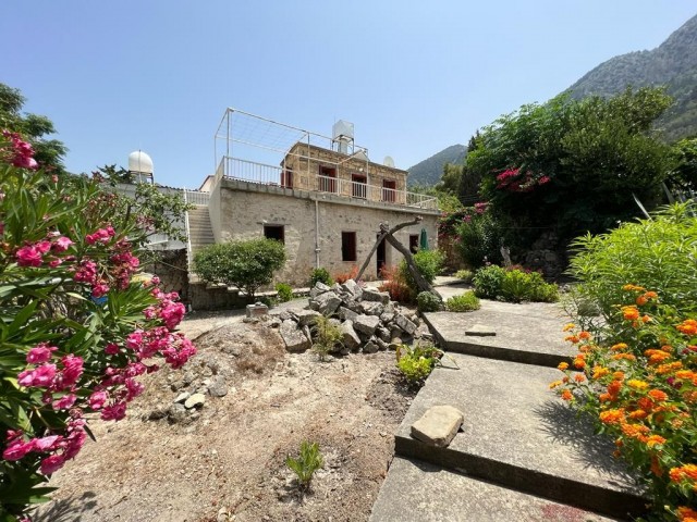 Villa mit 3 Schlafzimmern und herrlicher Aussicht in Başpınar