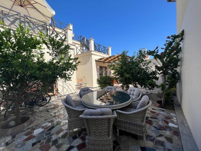 VILLA MIT 3 SCHLAFZIMMERN IM HERZEN VON KYRENIA