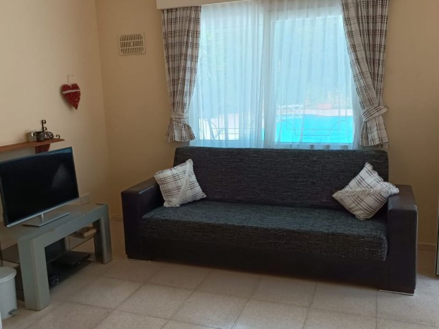 BUNGALOV MIT 1 SCHLAFZIMMER ZU VERMIETEN IN ALSANCAK