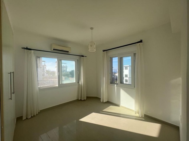 Apartment mit 3 Schlafzimmern in ruhiger Lage in Karaağaç