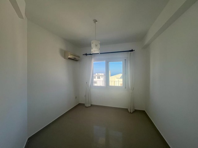 Apartment mit 3 Schlafzimmern in ruhiger Lage in Karaağaç