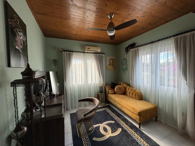 BEAUTİFUL  3+1  BUNGALOW İN KARŞIYAKA