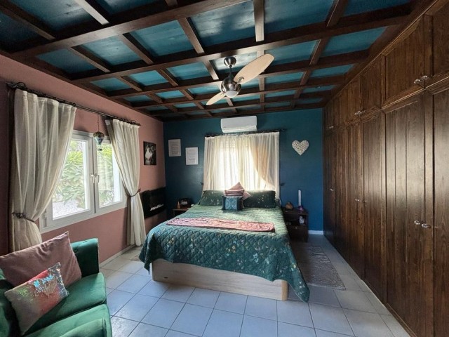 BEAUTİFUL  3+1  BUNGALOW İN KARŞIYAKA