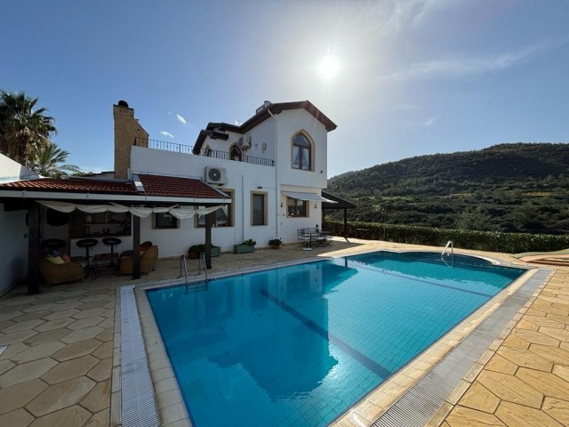 Charming 3 Bedroom Villa With Stunning Pool