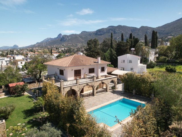Fabulous 4+1 Villa With Nice Private Pool