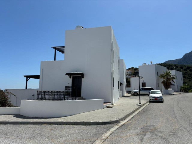 Villa Zu verkaufen in Alsancak, Kyrenia