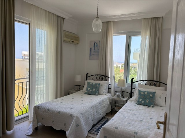  Harika Manzaralı, Güzel 3+1Penthouse Daire