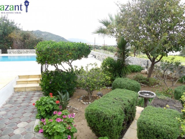 Perfect sea and mountaın view 4 bedroom villa with private pool