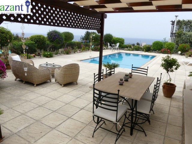 STUNNING 3 BEDROOM VILLA WITH POOL AND GARDEN