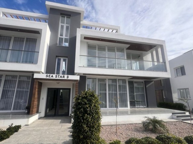 Denize sıfır site içerisinde 88+75m2 daire