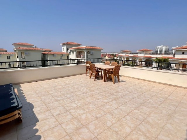 Penthouse 3+1 for sale. All furniture is in excellent condition, the property has never been rented out. It is located in a wonderful location on the seashore. 2 minutes walk to th