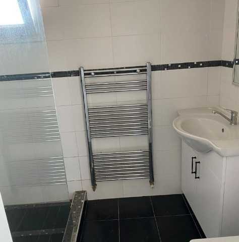 Girne Catalköyde satılık 4+1 havuzlu villa