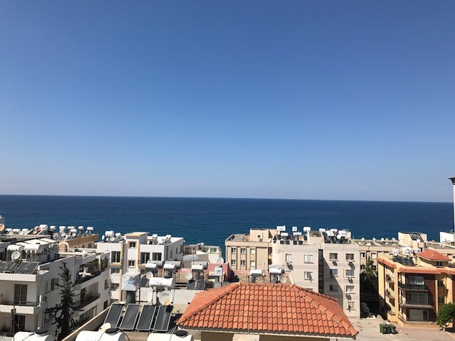 Penthouse To Rent in Girne Merkez, Kyrenia