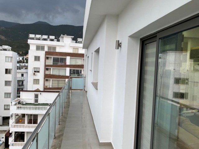 GİRNE MERKEZDE LÜX EŞYALI 2+1 PENTHOUSE