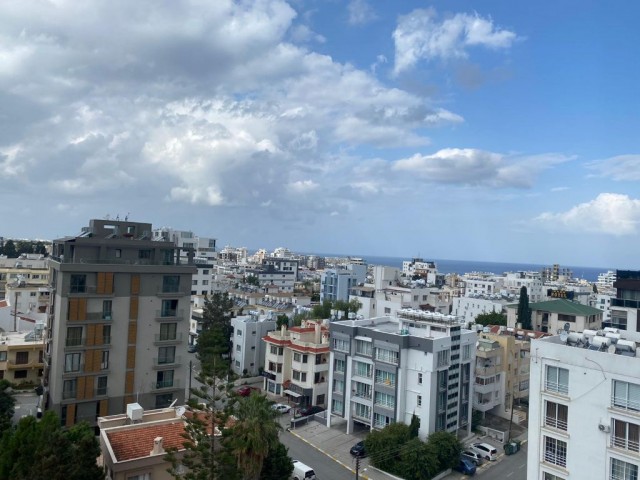 Girne merkezde lüx 3+1 penthouse  dublex  daire