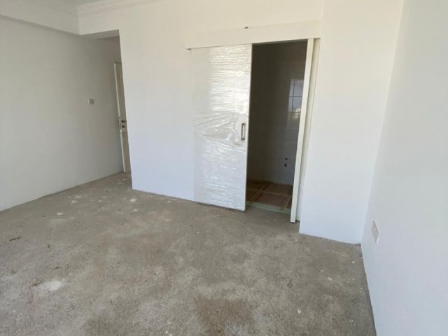 3+1 neue Wohnung zu verkaufen in Kyrenia ** 