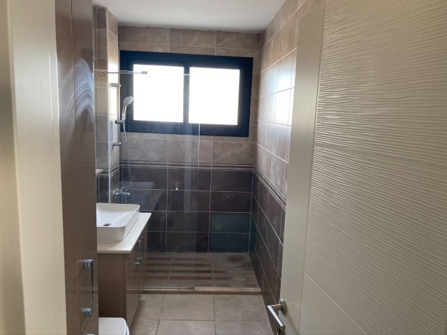 GİRNE MERKEZDE LÜX EŞYALI 2+1 PENTHOUSE 