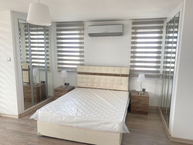 GİRNE MERKEZDE LÜX EŞYALI 3+1 DUBLEX PENTHOUSE