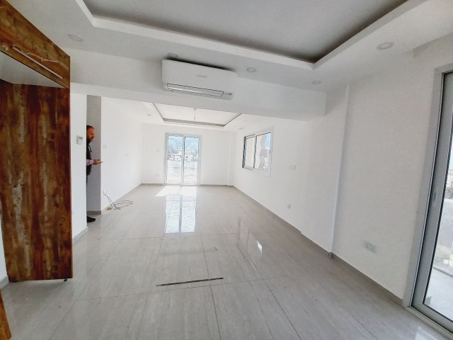 3+1 Unfurnished Penthause With Private Pool In The Center Of Kyrenia