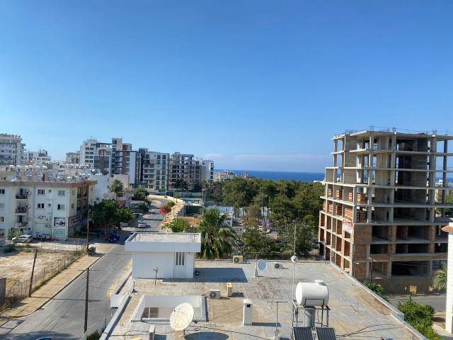 LUXURY FURNISHED 3+1 ZERO APARTMENT IN THE CENTER OF KYRENIA ** 