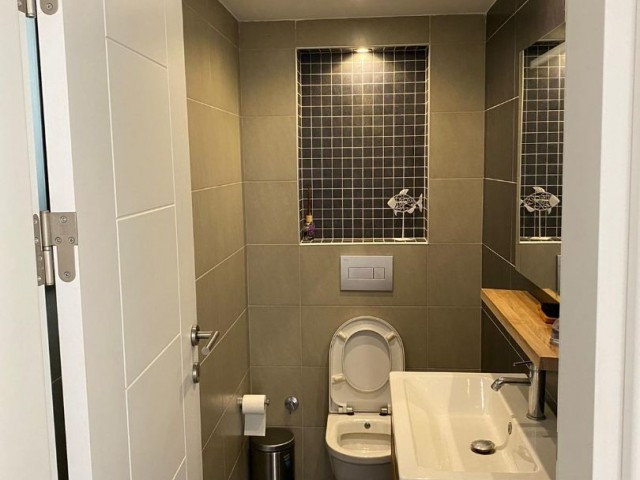 Girne Merkezde Full Eşyalı 2+1 Lüx Dublex Penthouse