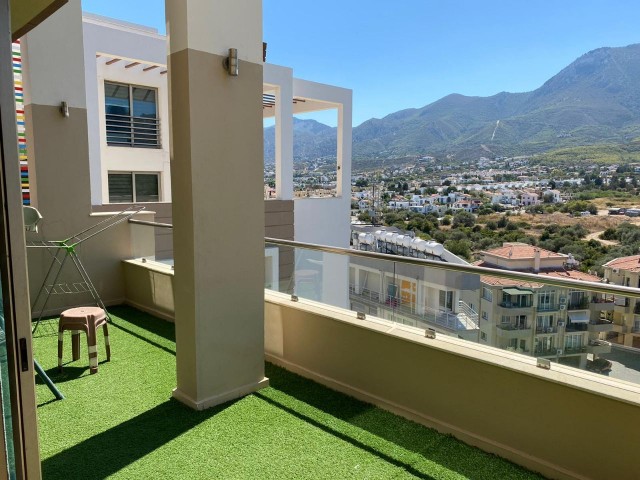 Girne Merkezde Full Eşyalı 2+1 Lüx Dublex Penthouse