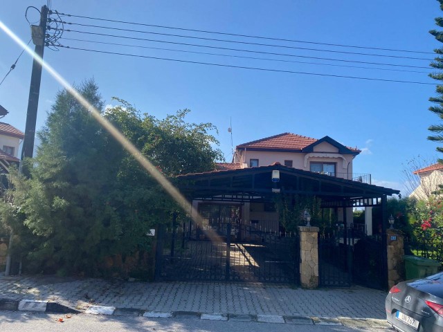 4 + 1 VILLA FOR SALE IN KYRENIA / ALSANCAK REGION