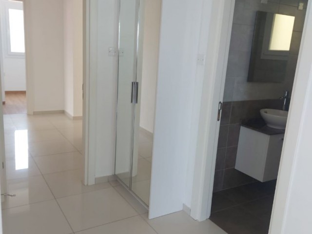 Girne merkez de 3+1 penthouse dag manzaralı