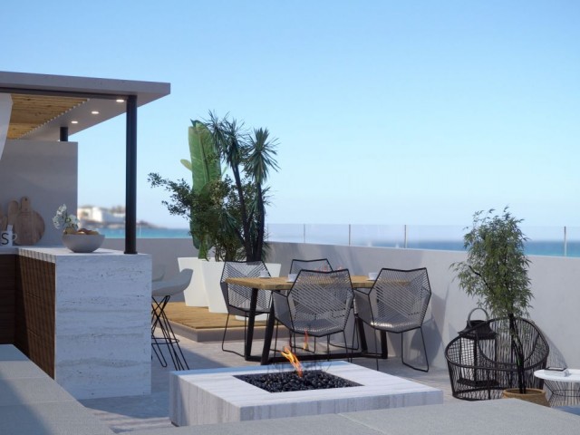 Kyrenia, im Herzen von Esentepe, 1 +1 Penthouse-Villa, 53m terrassiert, direkt am Meer, das luxuriöseste Design