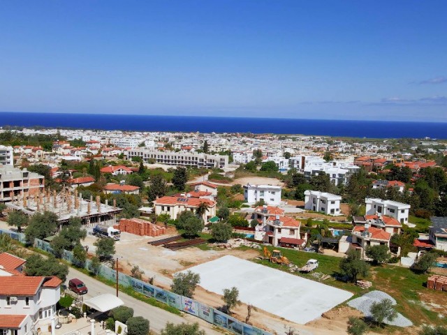 Girne, Alsancak, 2+1 daire, deniz & dağ manzaralı, Kaliteli ve modern mimarinin aynı çatı altında buluştuğu 