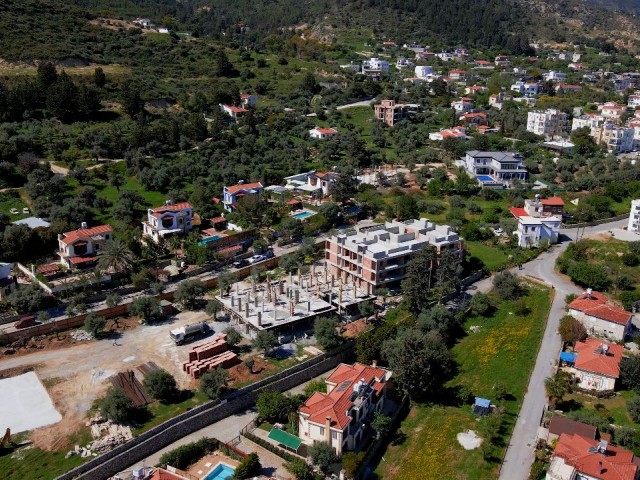 Kyrenia, Alsancak, 2 + 1 Wohnung, Meer- und Bergblick, wo sich Qualität und moderne Architektur unter einem Dach treffen