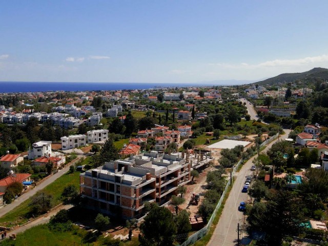 Kyrenia, Alsancak, 2 + 1 Wohnung, Meer- und Bergblick, wo sich Qualität und moderne Architektur unter einem Dach treffen