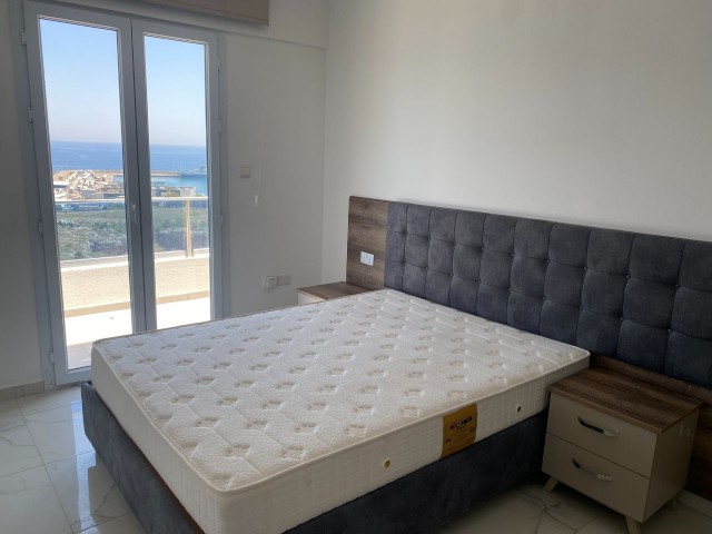 GIRNE, 2+1 GENİŞ BALKON DENİZ MANZARALI, FULL EŞYALI, ÇARŞI ÇOK YAKIN.