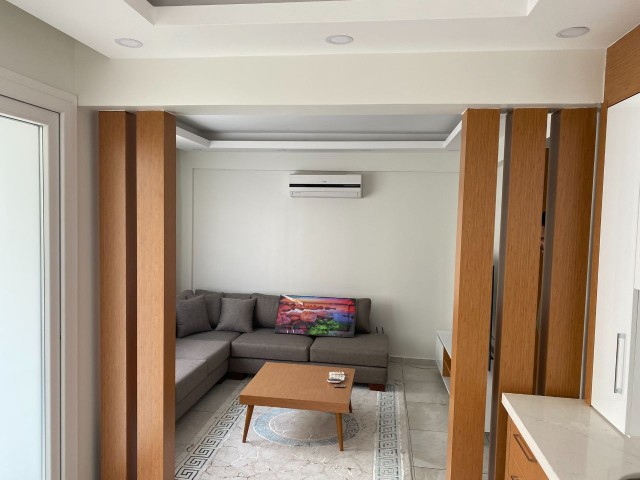 GİRNE MERKEZDE LÜX EŞYALI 2+1  SIFIR DAİRE 