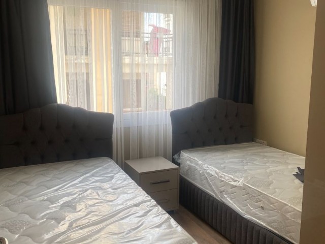 GİRNE MERKEZDE LÜX EŞYALI 2+1  SIFIR DAİRE 