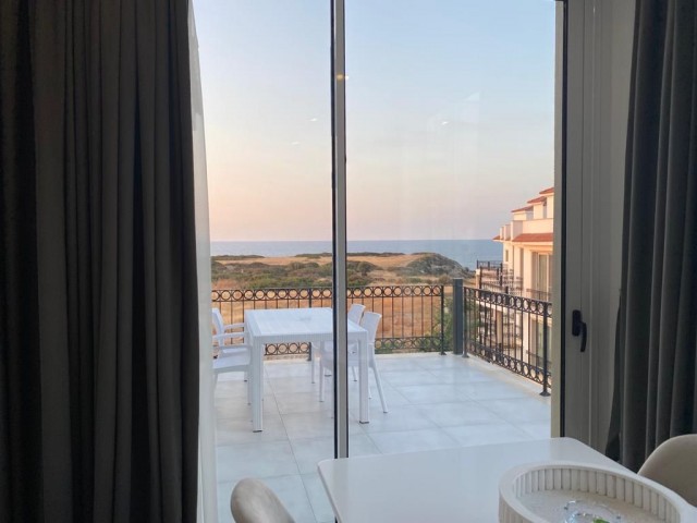 GIRNE, ESENTEPE, 2 + 1 PENTHOUSE, EINZIGARTIGE NATUR UND GRÜN MIT BERG-UND MEERBLICK