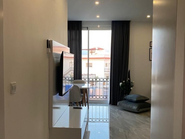 GIRNE, ESENTEPE, 2+1 PENTHOUSE, DAĞ VE DENİZ MANZARELI BENZERSİZ DOĞA VE YEŞİLLİK