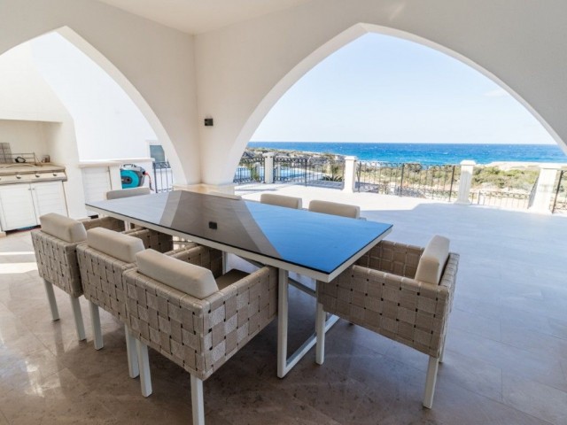 ESENTEPE, 4+1 VILLA, ON THE SEAFRONT, WITH UNIQUE SEA AND MOUNTAIN VIEWS, FULLY FURNISHED