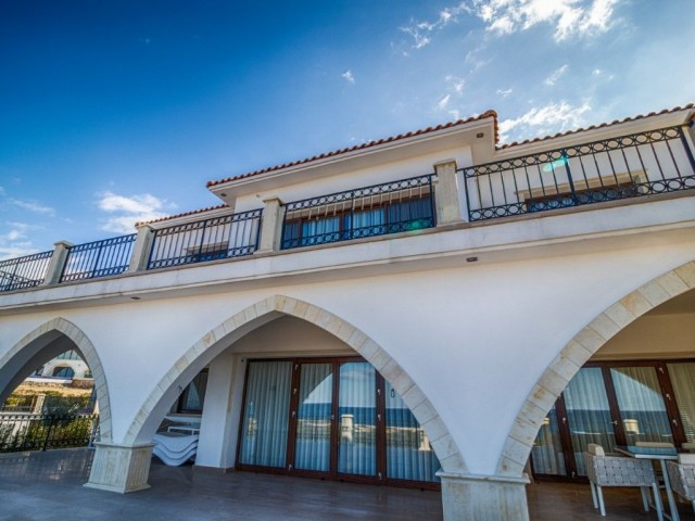 ESENTEPE, 4+1 VILLA, ON THE SEAFRONT, WITH UNIQUE SEA AND MOUNTAIN VIEWS, FULLY FURNISHED