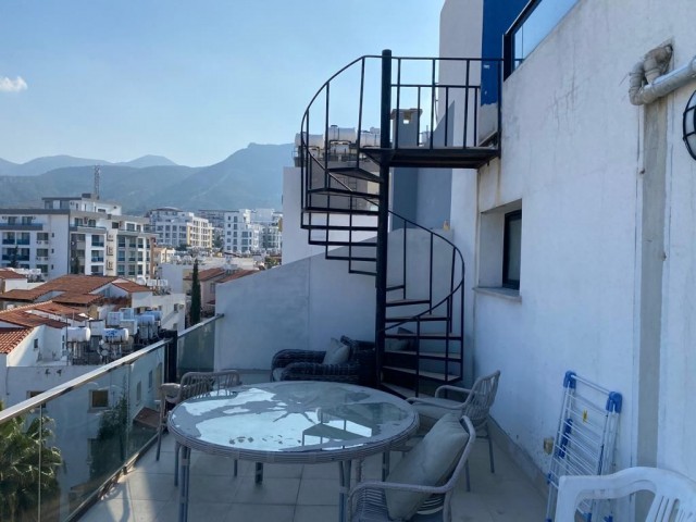 GİRNE MERKEZDE LÜX EŞYALI 2+1 PENTHOUSE 