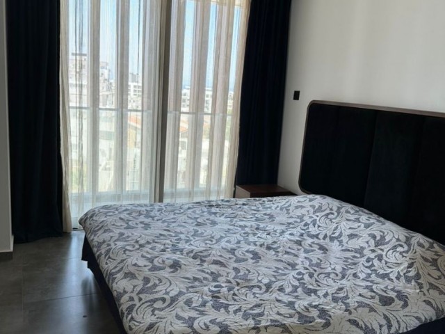 GİRNE MERKEZDE HAVUZLU RESIDENCE APARTMANDA KİRALIK LÜKS DAİRE