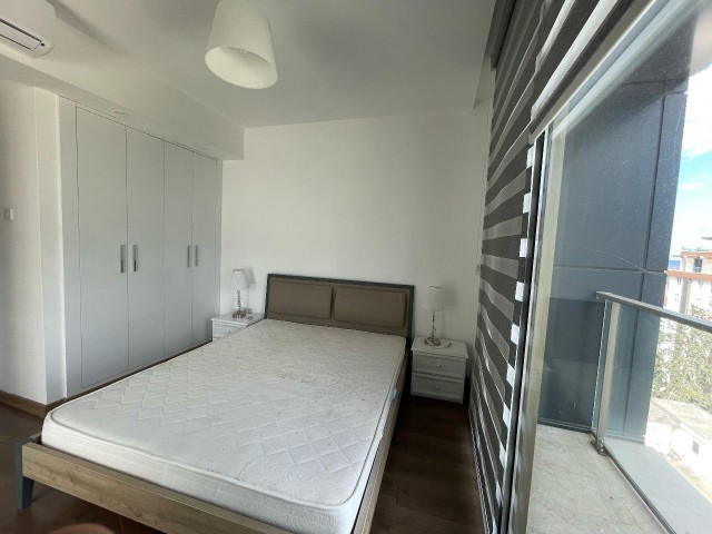 GİRNE MERKEZ'de 3 YATAK ODALI FULL EŞYALI KİRALIK PENTHOUSE!!!