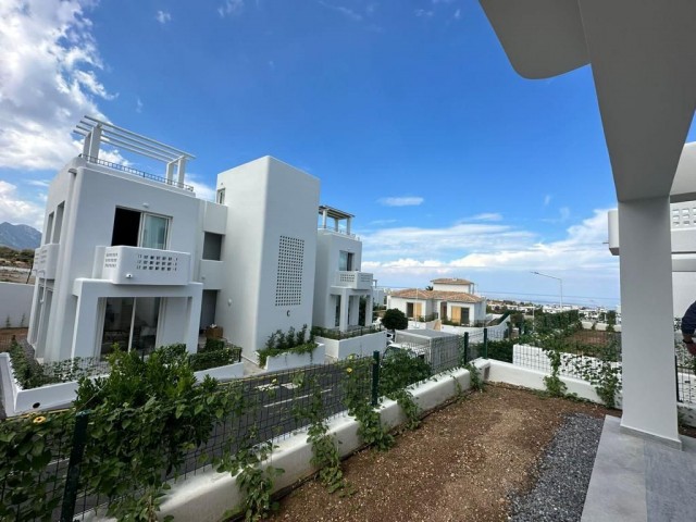 2+1 Erdgeschosswohnung mit Garten zum Verkauf im Kyrenia Kıbrıs Development Terra Project