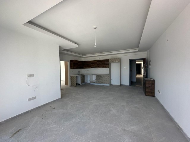 WOHNUNGEN UND PENTHOUSE MIT VERSCHIEDENEN PREISOPTIONEN IM KYRENIA CENTER!!!