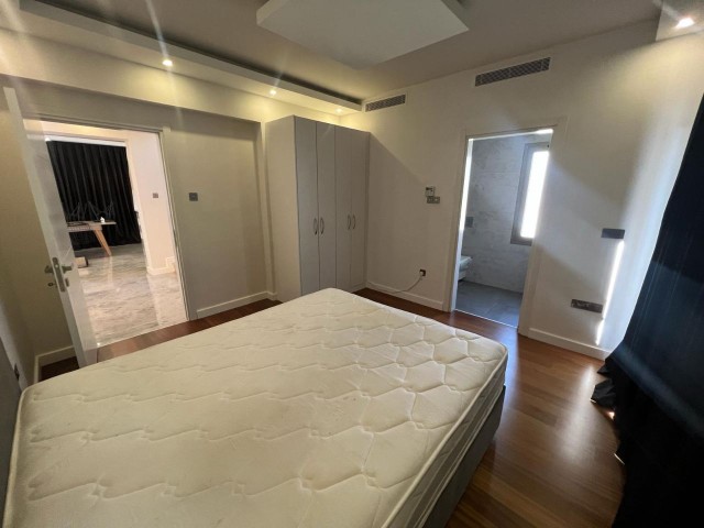 LUXUSVILLA ZU VERMIETEN MIT EIGENEM ZIMMER IN DER REGION GIRNE-ÇATALKÖY!