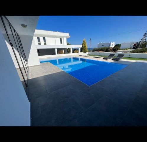 6 ROOMS LUXURY VILLA WITH SEA VIEW FOR RENT IN GIRNE-ÇATALKÖY REGION!