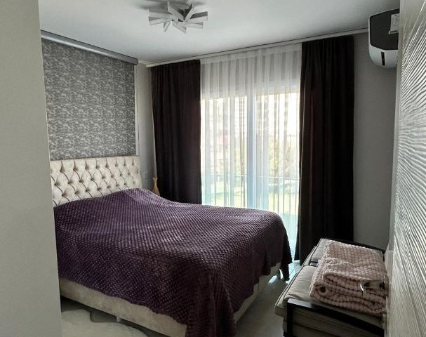 KYRENIA-OSCAR HOTEL FULLY FURNISHED 2 BEDROOM FLAT FOR SALE!