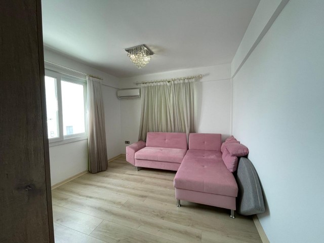 GİRNE MERKEZ DE FULL EŞYALI MASRAFLARI ÖDENMİŞ SATILIK PENTHOUSE!!