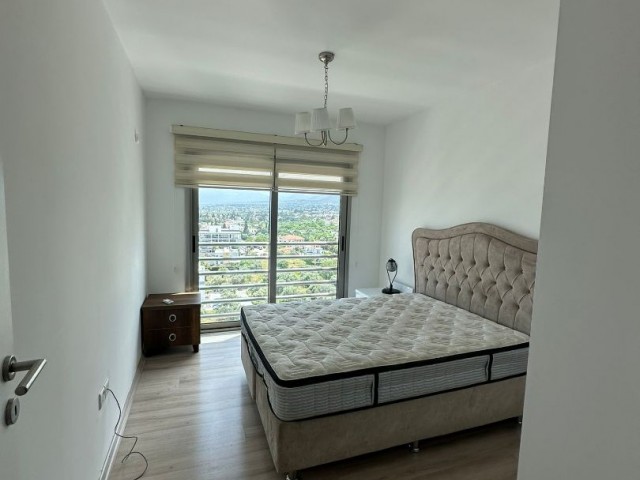 GİRNE MERKEZ EMTAN TOWERS SİTESİNDE 3+1  KİRALIK PENTHOUSE !!